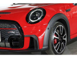MINI NEXT勝どきのお支払総額は、車両本体価格、環境性能割、月割自動車税、リサイクル料金、印紙代、車庫証明代行費用、登録代行料金が含まれております。