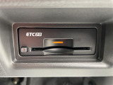 今や必需装備となりつつある、【ETC】搭載車!当店でセットアップが可能ですので、ご納車当日からご使用が可能です!高速道路料金のお支払いが楽々です!