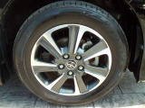 205/60-16トヨタ純正アルミホイール付き。