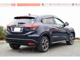 SPORT HYBRID i-DCDでスポーティーな走りと、優れた低燃費のVEZEL HYBRID。コンパクトなシステムとすることで、スマートなボディーの中に大きな空間が生み出されています。