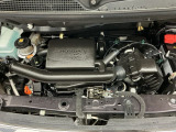技術が詰まったエンジンルームもご覧の通りピカピカにクリーニング済みです。