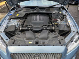 XJ5.0最後のV8エンジン素晴らしいです!!