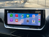 AppleCarPlay/AndroidAutoが使用可能です。