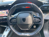 パドルシフト付き小径ステアリング!