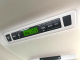 【リアオートエアコン】広い後部座席には必須の機能!風量や温度を自動で調整し前席と同様な車内環境にしてくれるリアオートエアコンを装備。夏の暑さも冬の寒さもストレスなく快適にお過ごしいただけます♪