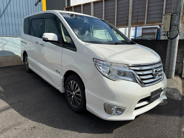 セレナ 2.0 ハイウェイスター Vセレクション+Safety S-HYBRID 