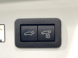 【パワーバックドア】スマートキーや運転席のボタンを押すだけでリアゲートが自動で開閉します!荷物を持っている時や、高い位置にあるバックドアを閉める際に便利な機能です♪