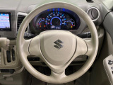 ステアリングも使用感が少なく、きれいな状態となっております♪