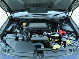 ■スバルと言えば水平対向エンジン。車体の低い位置に搭載されているので、万一の衝突時には、エンジンルームの下へ潜り込み、室内の乗員の被害軽減に貢献致します。
