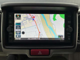 純正ナビ付き☆大きい画面で見やすく大変人気です(^^)/ CDも入ります☆
