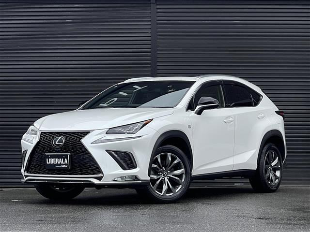 NX 300 Fスポーツ 4WD 本革シート