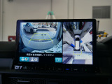 【マルチビューカメラシステム】 マルチビューカメラシステムは、カメラで映した周囲の映像をナビゲーション画面に表示し、ドライバーの死角を減らすことで運転負荷を軽減する機能です。