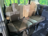 3列目シートはもちろん状態良好☆大人でもゆったりと座って頂けますので、大人数でのお出かけもラクラクです♪ご家族で、気の知れた仲間で、ドライブに行くのが楽しみですね♪