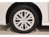 ■装着ホイール■  スチールホイール&車体デザインにマッチしたホイールキャップです。