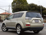 アウトランダー 2.4 24G 4WD 
