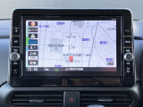 日産純正ナビ装着。ナビがあれば知らない土地での運転も安心ですね♪