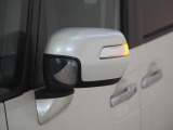 ☆車内の隅々まで徹底クリーニング!目に見えない汚れも落とします!除菌ウイルス除去・消臭でお子様にも安心!