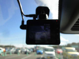 ドライブレコーダー付きで万が一の時の映像をしっかり録画できます☆