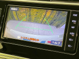 【バックカメラ】駐車時に後方がリアルタイム映像で確認できます。大型商業施設や立体駐車場での駐車時や、夜間のバック時に大活躍!運転スキルに関わらず、今や必須となった装備のひとつです!