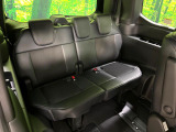 3列目シートはもちろん状態良好☆大人でもゆったりと座って頂けますので、大人数でのお出かけもラクラクです♪ご家族で、気の知れた仲間で、ドライブに行くのが楽しみですね♪