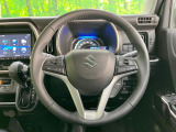 【純正革巻きステアリング】上質な革を使用することで、手にしっかり馴染みとても運転しやすいハンドルです♪