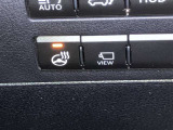 ステアリングヒーターもついてます。