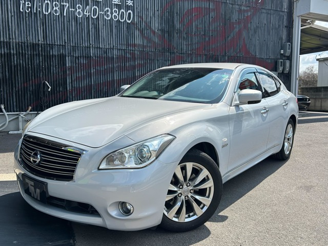 フーガハイブリッド  