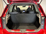 ラゲッジルームも十分あります♪日常の荷物なら楽に積み込めます☆