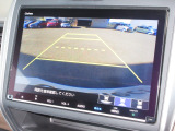 バックをするとき自動でリアの様子が映る『リアカメラ』付き!ナビ画面で確認しながらバックができますから安心ですね。でも、目視も大切ですよ!安全第一でお願いします!