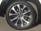 純正のアルミホイール!足元までカッコよく決まってます!!