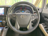 ステアリングも使用感が少なく、きれいな状態となっております♪
