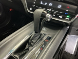発進時から滑らかに加速する無段階変速のCVTはストップ&ゴーの多い街の中も快適です