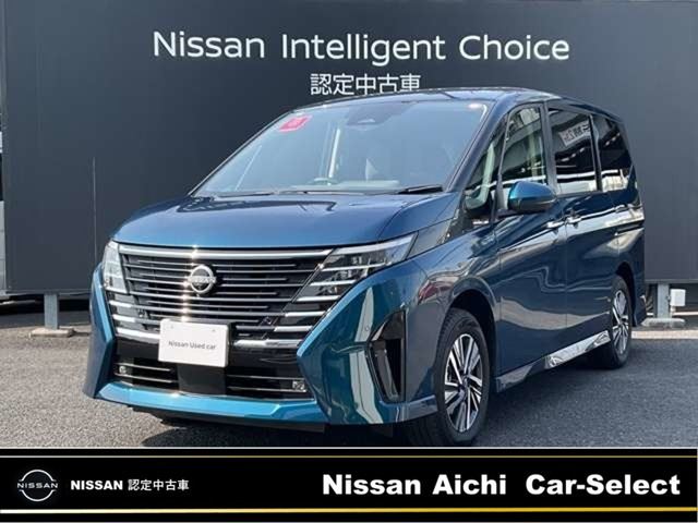 セレナ 1.4 e-4ORCE ハイウェイスターV 4WD 