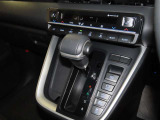 インパネシフトのオートマチックトランスミッションです。