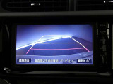 【バックカメラ】バックカメラ装着車です。バックする時に、後方の様子をナビ画面に表示します!慣れない駐車場での駐車や、せまい場所での車庫入れの時も、安全確認OK!思いがけずコツン!なんて事も防げますヨ