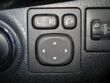 電動格納機能付きドアミラーです!