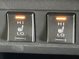 【シートヒーター】寒い日に重宝するシートヒーター!エアコンより早く温まってくれるので寒がりの人も安心ですね♪エアコンの温風は乾燥するから苦手、という方にもをおすすめです。