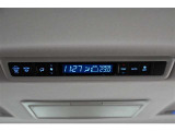 リヤエアコンがあるだけで、車内の空調環境がまるで違います。特に真夏のドライブでの快適に過ごしていただけます。