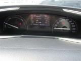 見やすいメーターで走行距離もすくないです。