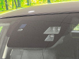 【スマートブレーキサポート】走行中に前方の車両等を認識し、衝突しそうな時は警報とブレーキで衝突回避と被害軽減をアシスト。より安全にドライブをお楽しみいただけます。