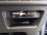 【ETC車載器】もはや必須アイテムのETCを搭載!高速道路のご利用時にとても便利!わずらわしい料金所での現金支払いが不要となりスムーズに通過できます♪