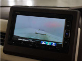 ◆バックカメラ◆リバースにするだけで映ります、後方の安全確認や、狭い駐車場での車庫入れ、雨の日や夜間など視界の悪い時に便利です!安全にバックする為には欠かせない装備です。