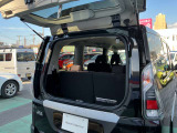 上部も開き荷物の出し入れ便利です