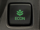 ★ECONスイッチ★ エコドライブを加速しよう!スイッチをONにすると、運転の仕方によるロスを抑え込み燃費をよくするようクルマが頑張ります(*^ー^*)燃費向上にチャレンジ♪