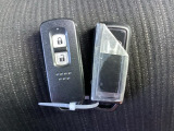 便利なスマートキー2個付きです。