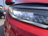 LEDヘッドライトが安全な夜間走行をサポートしてくれます♪照射範囲が広くなるので前方視界が全体的に明るくなり、夜間走行をしっかりアシスト♪