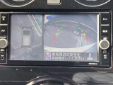 アラウンドビューモニターです☆車の前後左右にカメラがついており駐車時には上から車を見たような画面が見れますので、4方向の状況を確認することができる便利な機能です☆