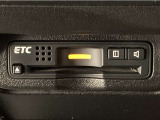 【ETC車載器】もはや必須アイテムのETCを搭載!高速道路のご利用時にとても便利!わずらわしい料金所での現金支払いが不要となりスムーズに通過できます♪