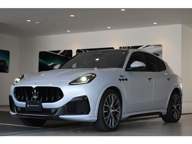 グレカーレ トロフェオ 4WD 