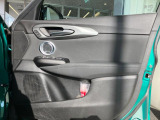 運転席ドアになります。